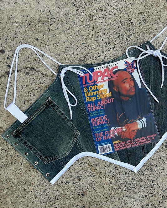 Magazine-line corset